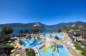 Family-Friendly Camping Lake Maggiore - image